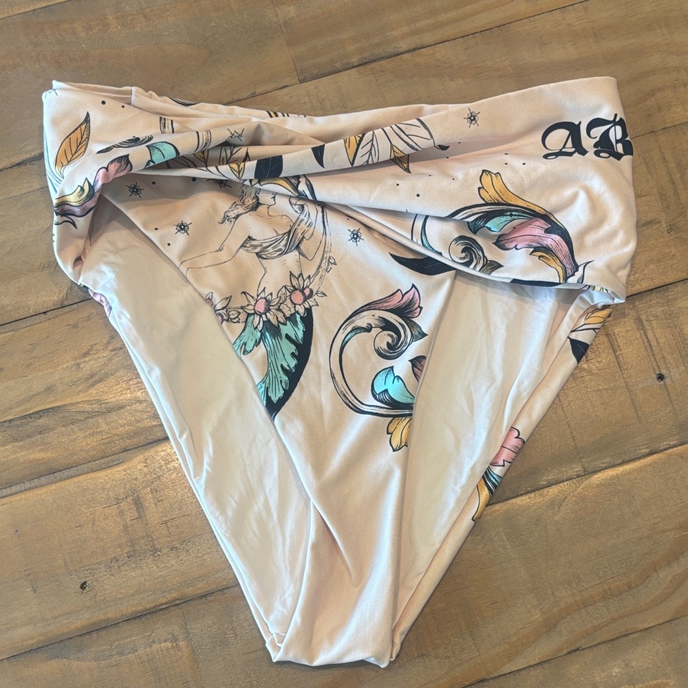 Agua Bendita Print Bikini Set - Picture 4 of 8
